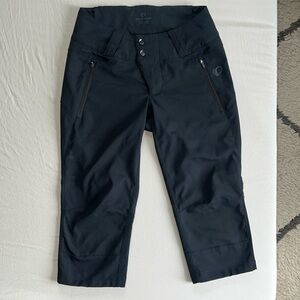 Pearl Izumi mountain bike shorts / knicker size small